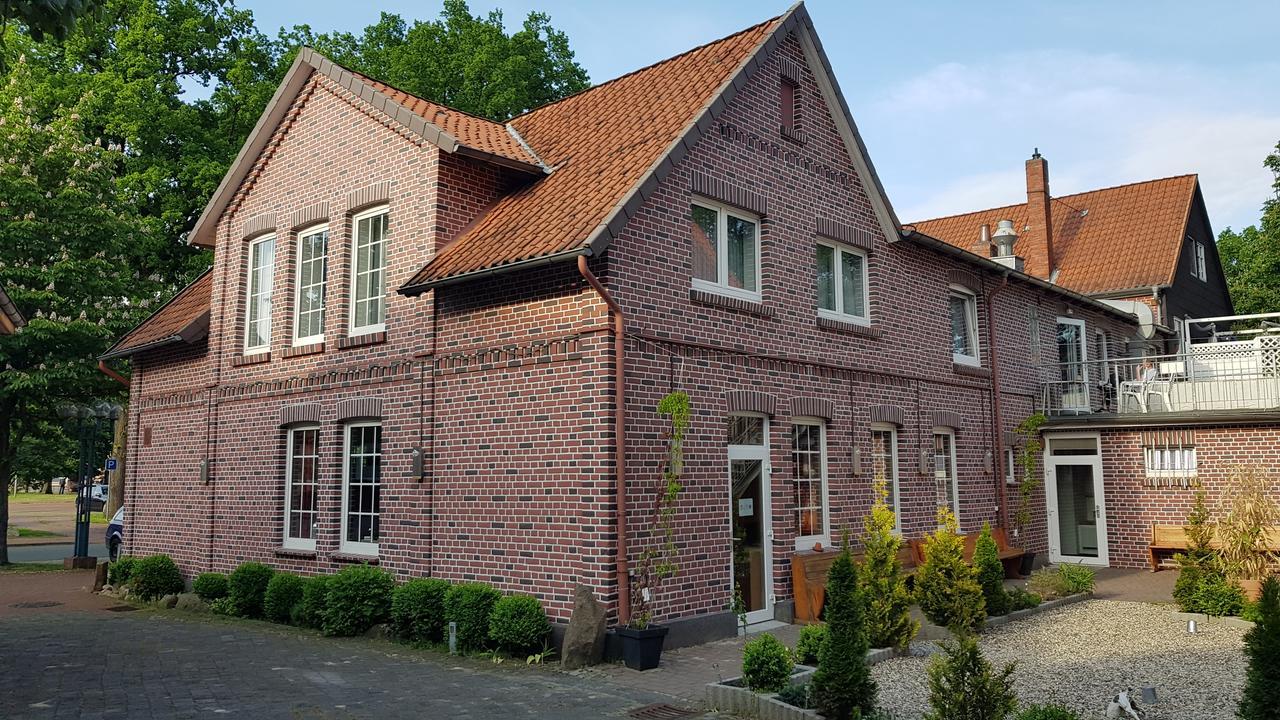 Aprotos Lueneburger Hof Hotell Munster im Heidekreis Exteriör bild