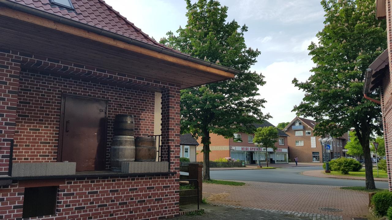 Aprotos Lueneburger Hof Hotell Munster im Heidekreis Exteriör bild
