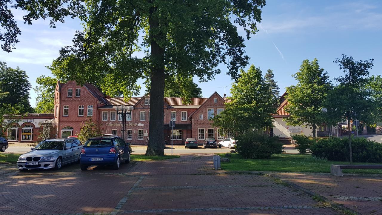 Aprotos Lueneburger Hof Hotell Munster im Heidekreis Exteriör bild