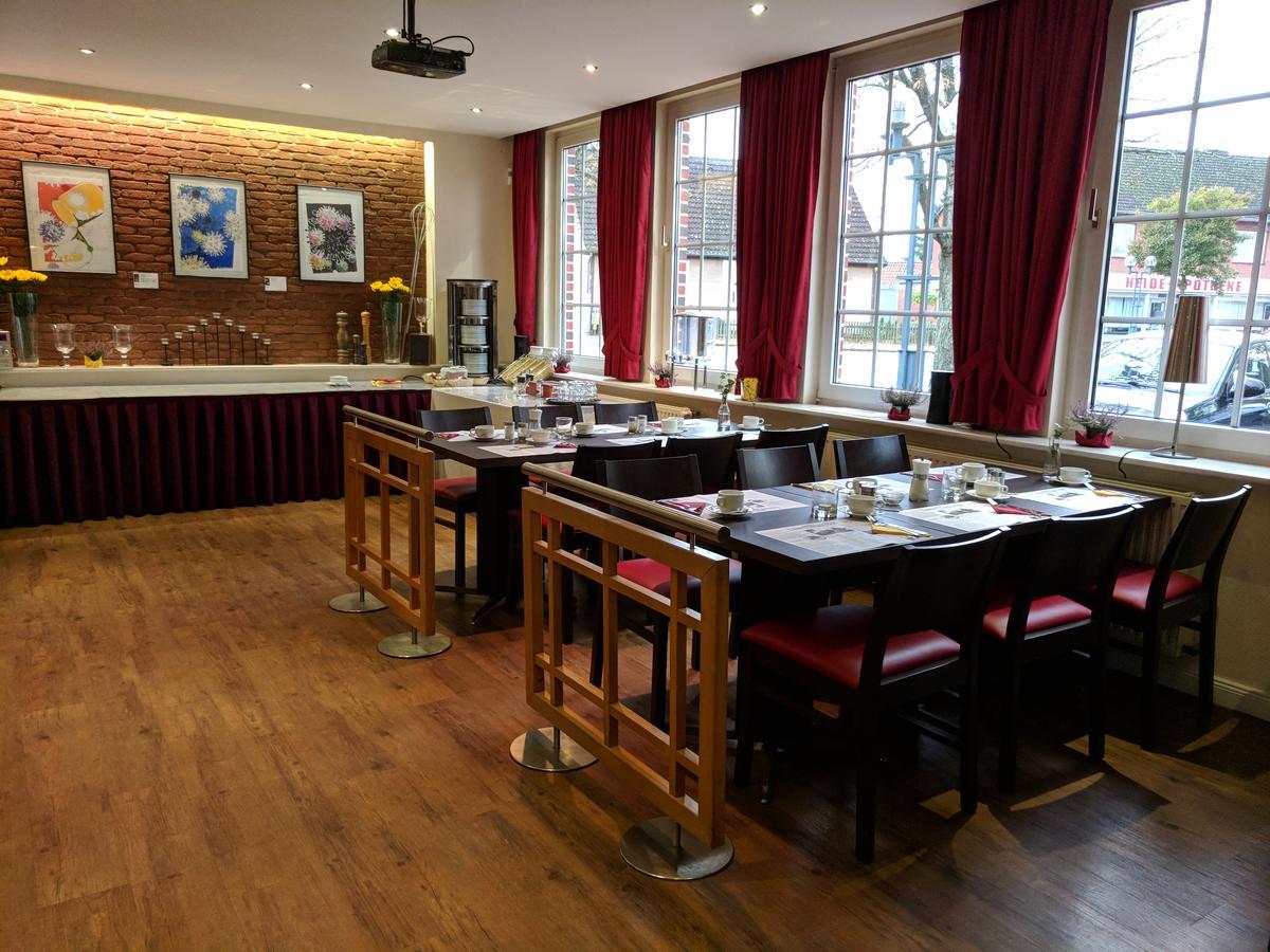 Aprotos Lueneburger Hof Hotell Munster im Heidekreis Exteriör bild