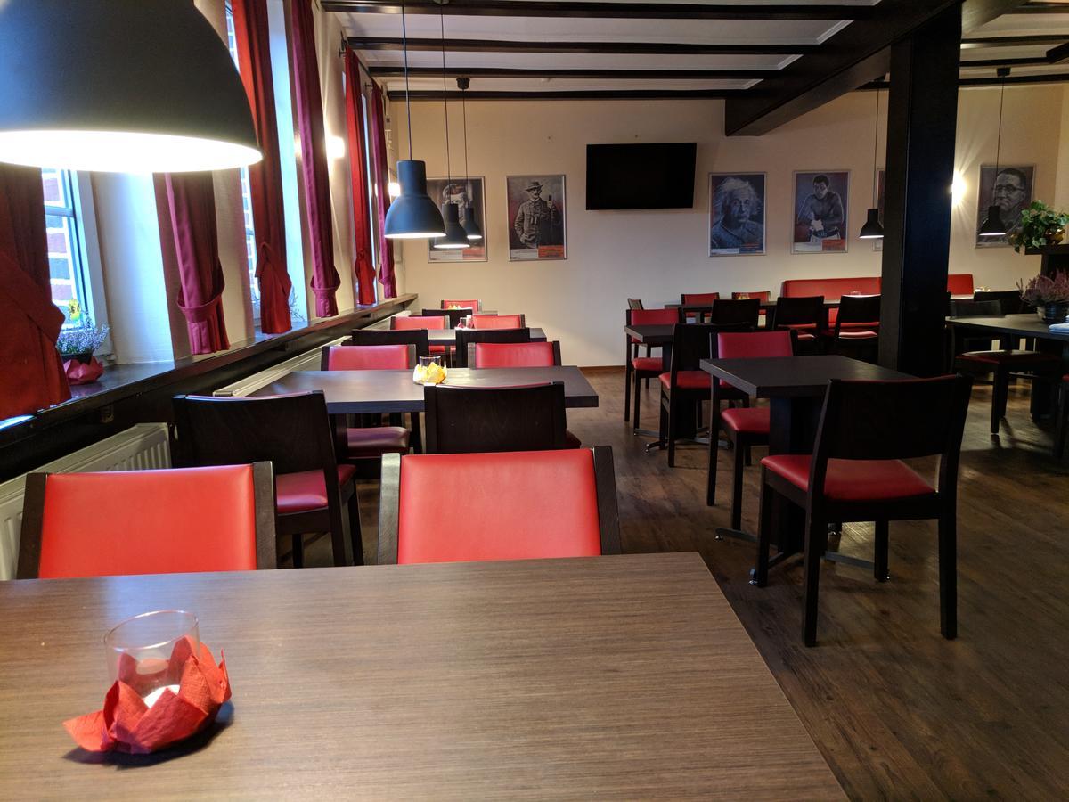 Aprotos Lueneburger Hof Hotell Munster im Heidekreis Exteriör bild