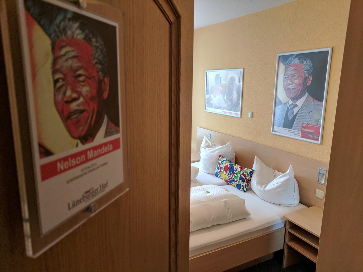Aprotos Lueneburger Hof Hotell Munster im Heidekreis Exteriör bild